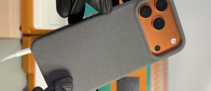 تكنولوجيا: حالة غريبة تضيف منفذ Lightning إلى آيفون 17 Pro رغم اتجاه أبل نحو USB-C