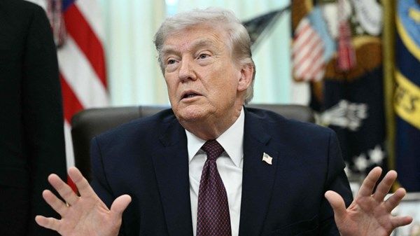 ترامب: النظام الإيراني طلب وقفاً لإطلاق النار