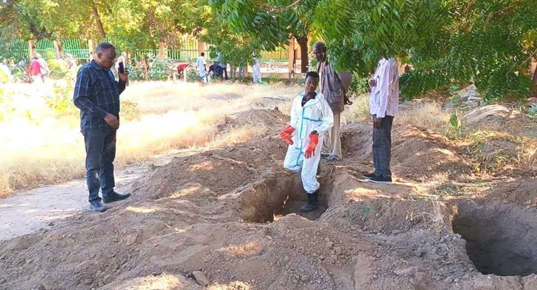 جهاز المخابرات العامة يدفع بجهود لجنة نقل الرفاة للمقابر