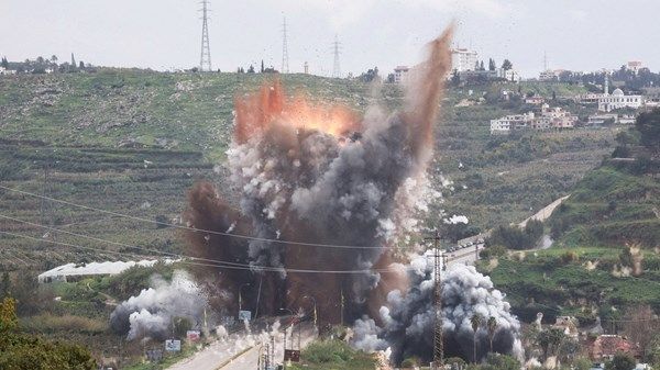 الجيش اللبناني يعيد تموضع قواته إثر توغل القوات الإسرائيلية جنوبي البلاد