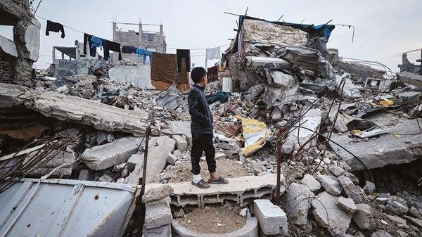 قصف إسرائيلي وعمليات نسف تستهدف مختلف مناطق غزة