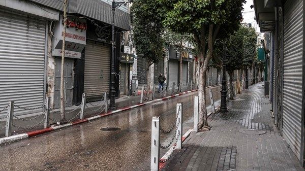 إضراب شامل يعم الضفة الغربية