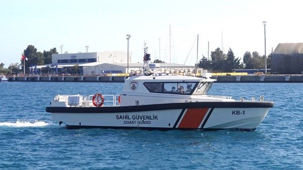 19 قتيلاً بغرق قارب قبالة تركيا