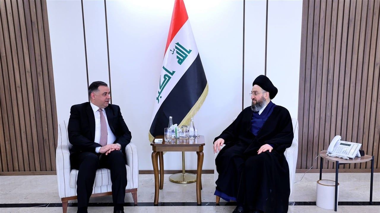 الحكيم يؤكد على ضرورة منح الحكومات المحلية صلاحياتها الكاملة