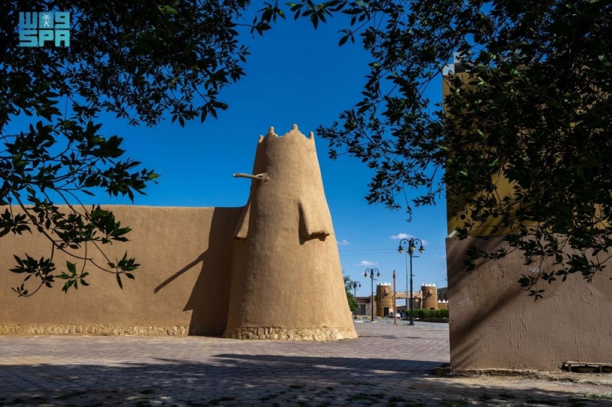 العمارة الطينية.. إرث متجدد يجسد عمق التاريخ ويحفظ ذاكرة المكان في الحدود الشمالية