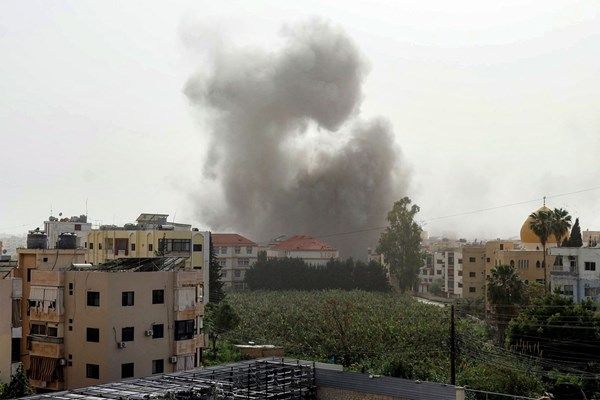 ارتفاع حصيلة قتلى وجرحى الغارات الإسرائيلية على لبنان