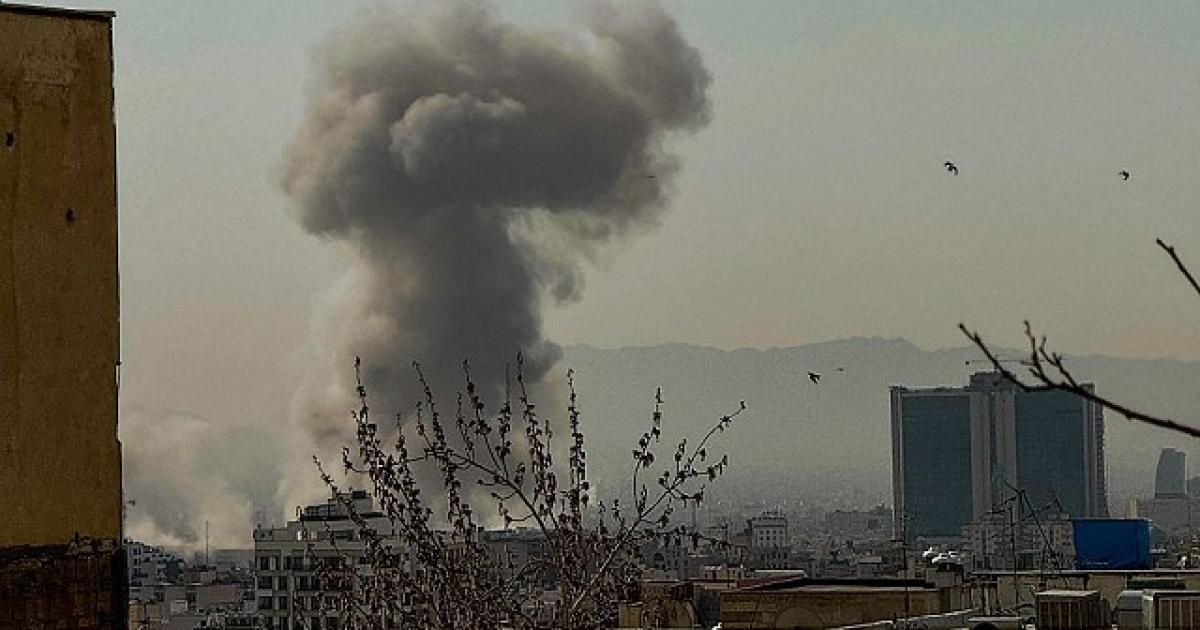 ضربات أميركية إسرائيلية على مجمع للبتروكيماويات في جنوب غرب إيران