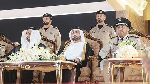 عبدالله بن سالم يشهد تخريج الدفعة الـ 24 من ضباط أكاديمية العلوم الشرطية