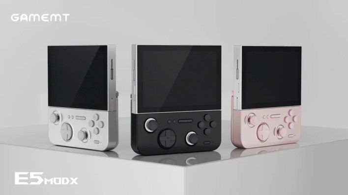 تكنولوجيا: وحدة E5 ModX المحمولة من GameMT تبتكر تصميما معياريا يتصل مغناطيسيا بالهواتف