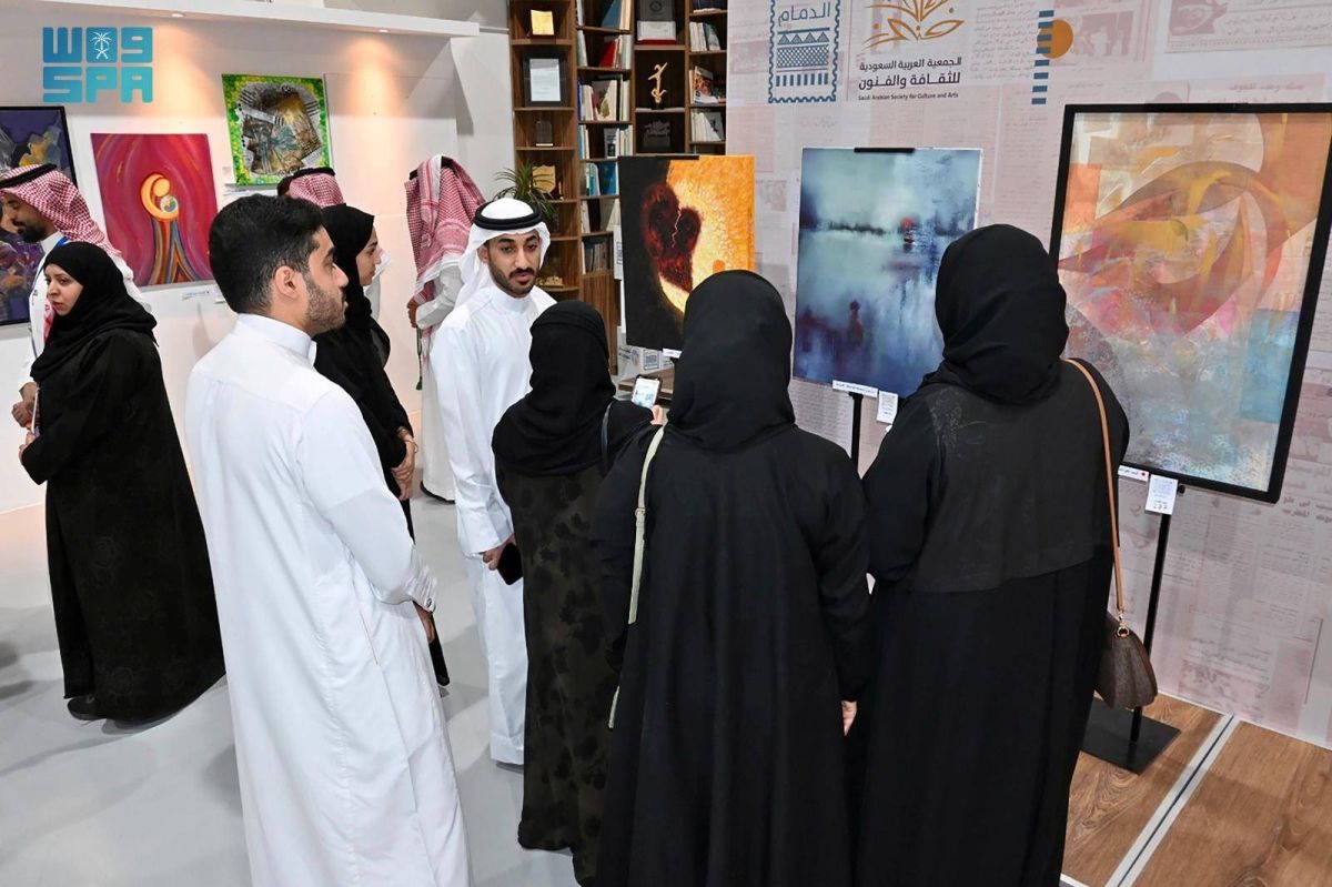انطلاق فعاليات معرض الفن التجريدي «مفارقة» بفنون الدمام