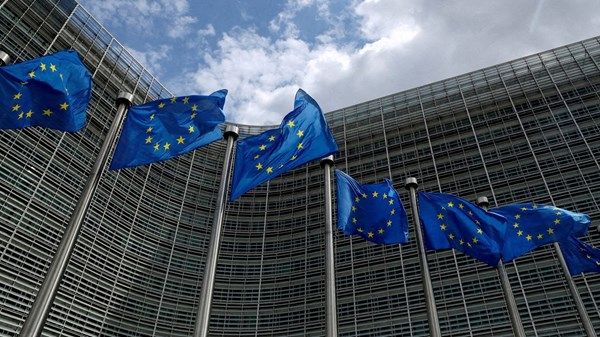 الاتحاد الأوروبي يبحث تأثير أزمة الطاقة على قطاع الطيران