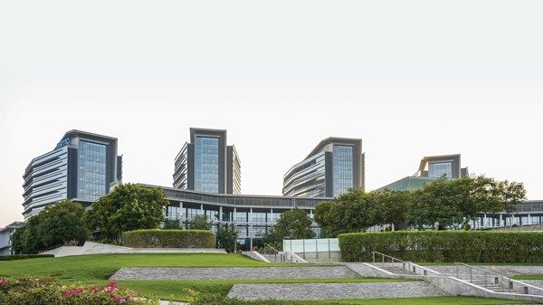 "شخبوط الطبية" تعزز ريادتها بمنظومة رعاية صحية متقدمة ومستدامة