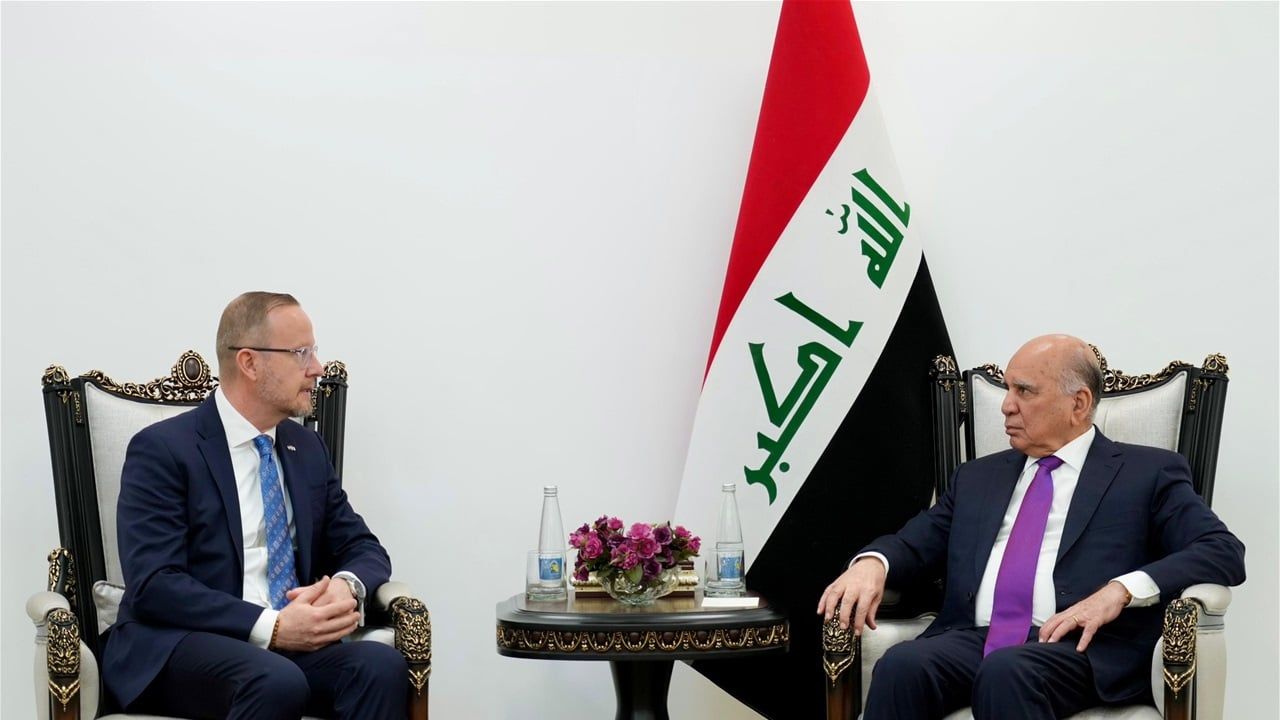 العراق وفنلندا يبحثان جهود خفض التصعيد بين ايران وامريكا