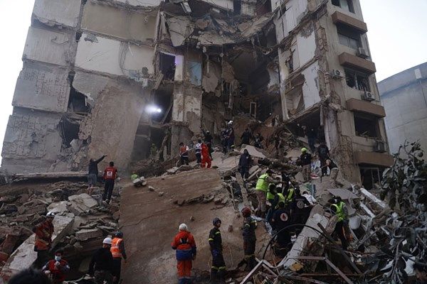 254 قتيلاً و1165 مصاباً حصيلة الغارات الإسرائيلية على لبنان