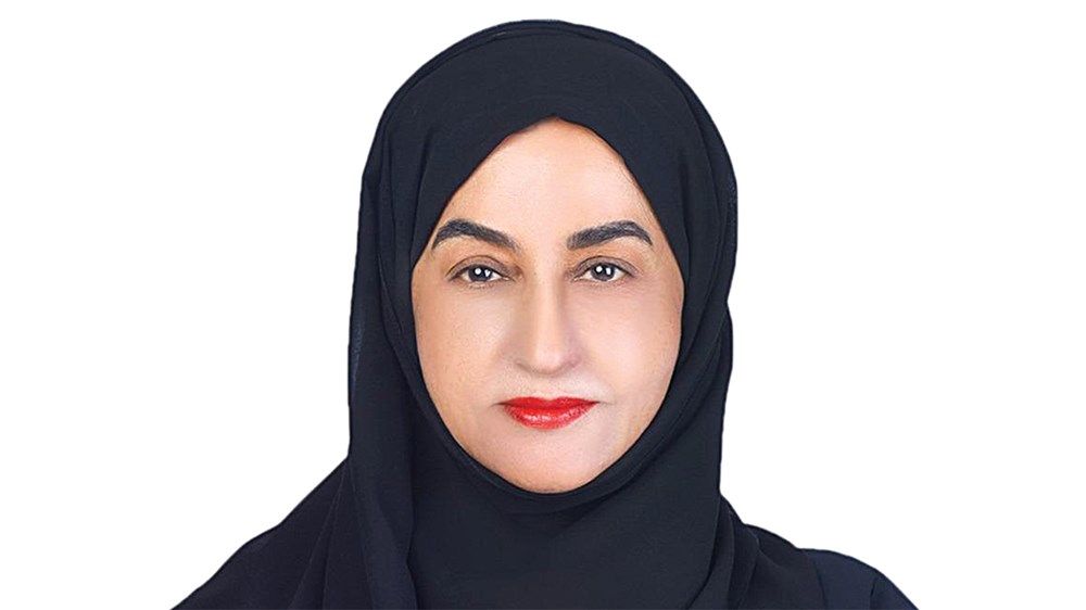 مواطنون: علَمنا يحمل تاريخاً من العزيمة والصمود