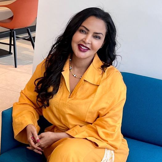 جدية عثمان: هل تعلمون أن الفنان، قبل أن يكون نجما يجب أن يكون قدوة؟