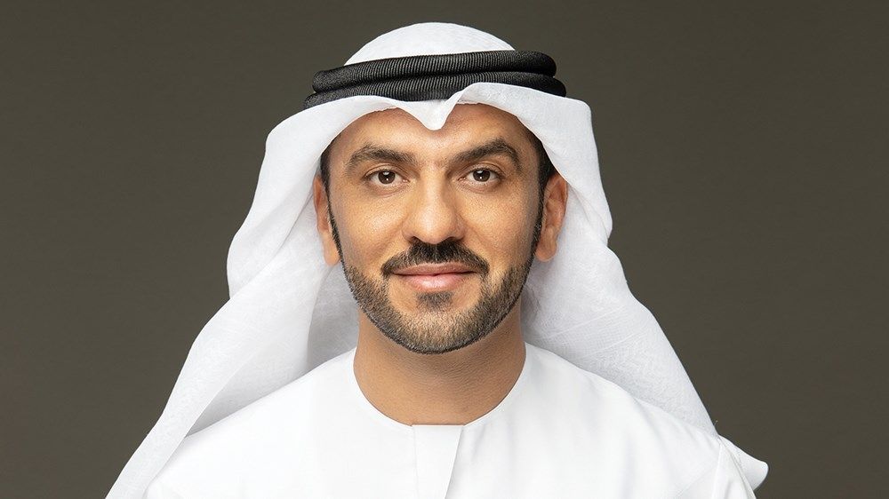 مواطنون: علم الإمارات رمز الوحدة والانتماء