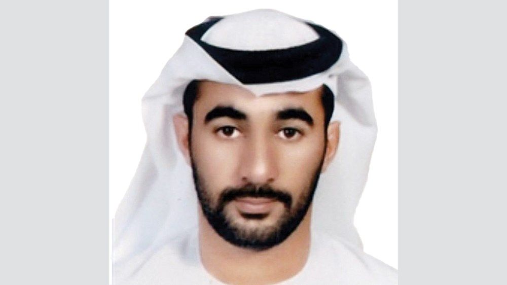 مواطنون: علَمنا يحمل تاريخاً من العزيمة والصمود