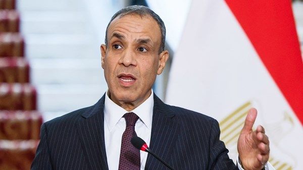 مصر وبريطانيا تبحثان جهود خفض التصعيد في المنطقة