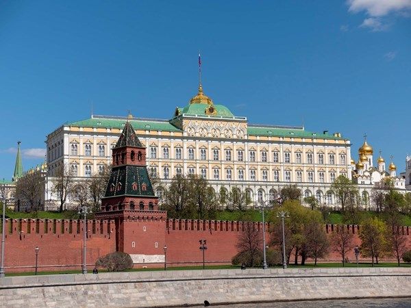 بدء هدنة بين روسيا وأوكرانيا بمناسبة عيد الفصح