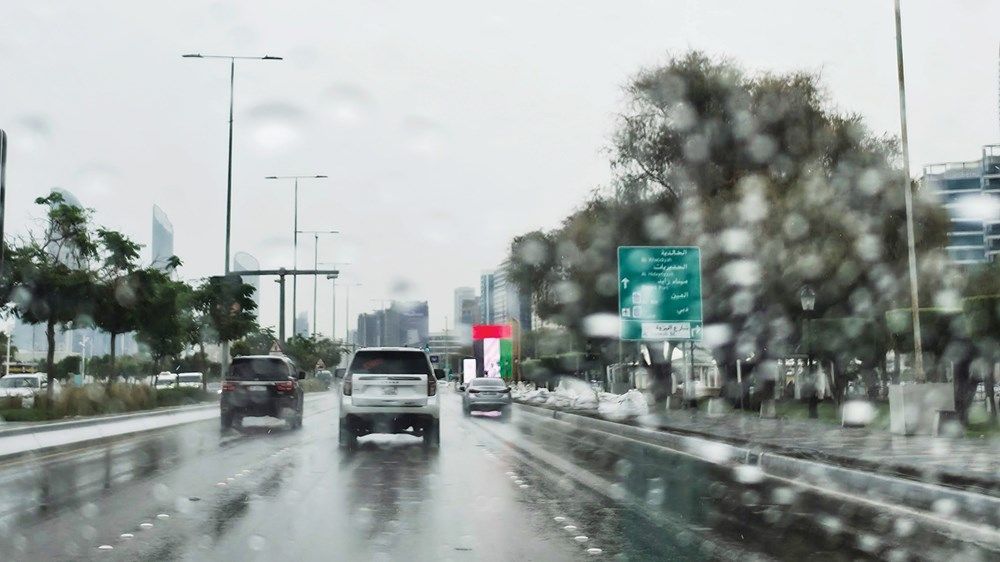 الأمطار تعم الدولة وتقلبات جوية حتى منتصف الأسبوع