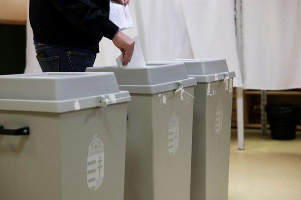 المجر: الناخبون يصوتون لاختيار برلمان جديد