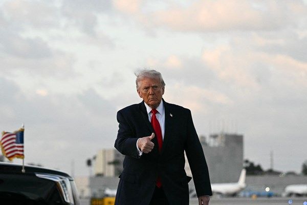 ترامب يحتفل بعيد ميلاده في البيت الأبيض