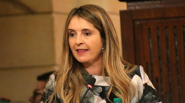 كولومبيا: مرشحة لانتخابات الرئاسة تتلقى تهديدات بالقتل