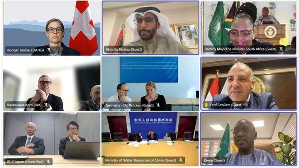 الإمارات والسنغال تعقدان اجتماعاً لممثلي الدول الـ 12 التي تتولى رئاسة الحوارات التفاعلية لـ «مؤتمر الأمم المتحدة للمياه 2026»