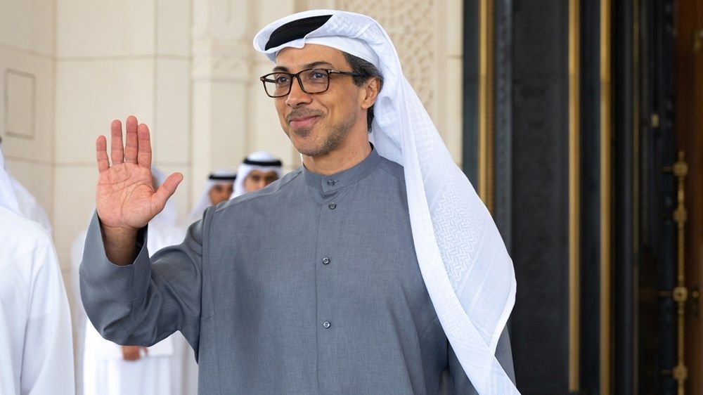 منصور بن زايد يستقبل نائب رئيس وزراء أوزبكستان