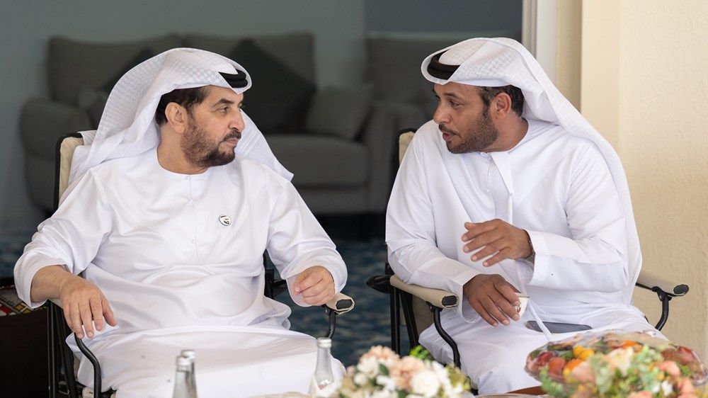 حمدان بن زايد يطّلع على مشروع لإكثار الحبارى والأرنب البري في منطقة الظفرة