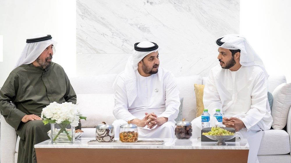 حمدان بن زايد يزور محمد خلفان الهاملي بمنزله في مدينة زايد