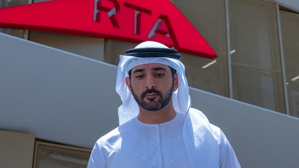 حمدان بن محمد يتفقّد سير العمل في أول محطة للإقلاع والهبوط العمودي للتاكسي الجوي