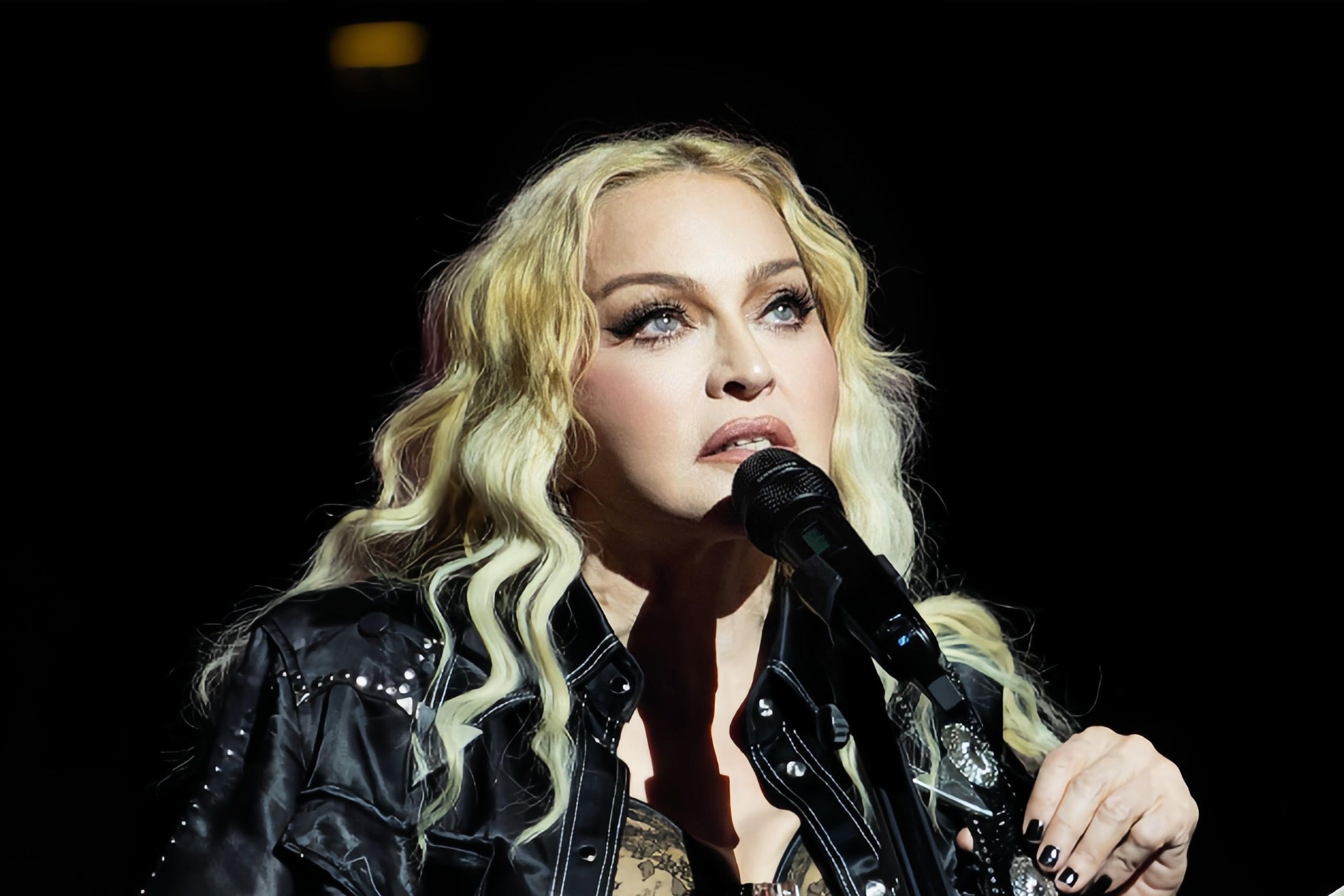 عودة أسطورية بعد سبع سنوات من الغياب… مادونا تعيد كتابة تاريخ الديسكو