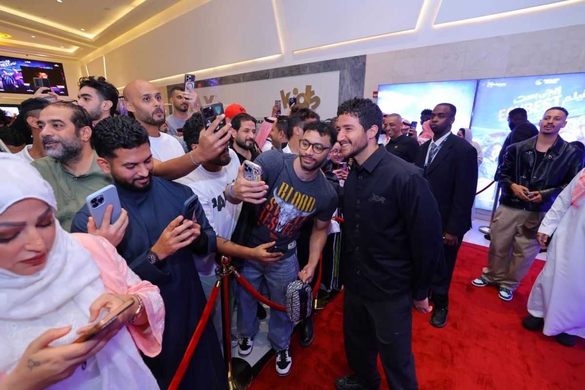 جدة تفتح كواليس قرصنة الإنترنت.. العرض الأول لفيلم «إيجي بست» يضع حقوق الملكية على طاولة النقاش