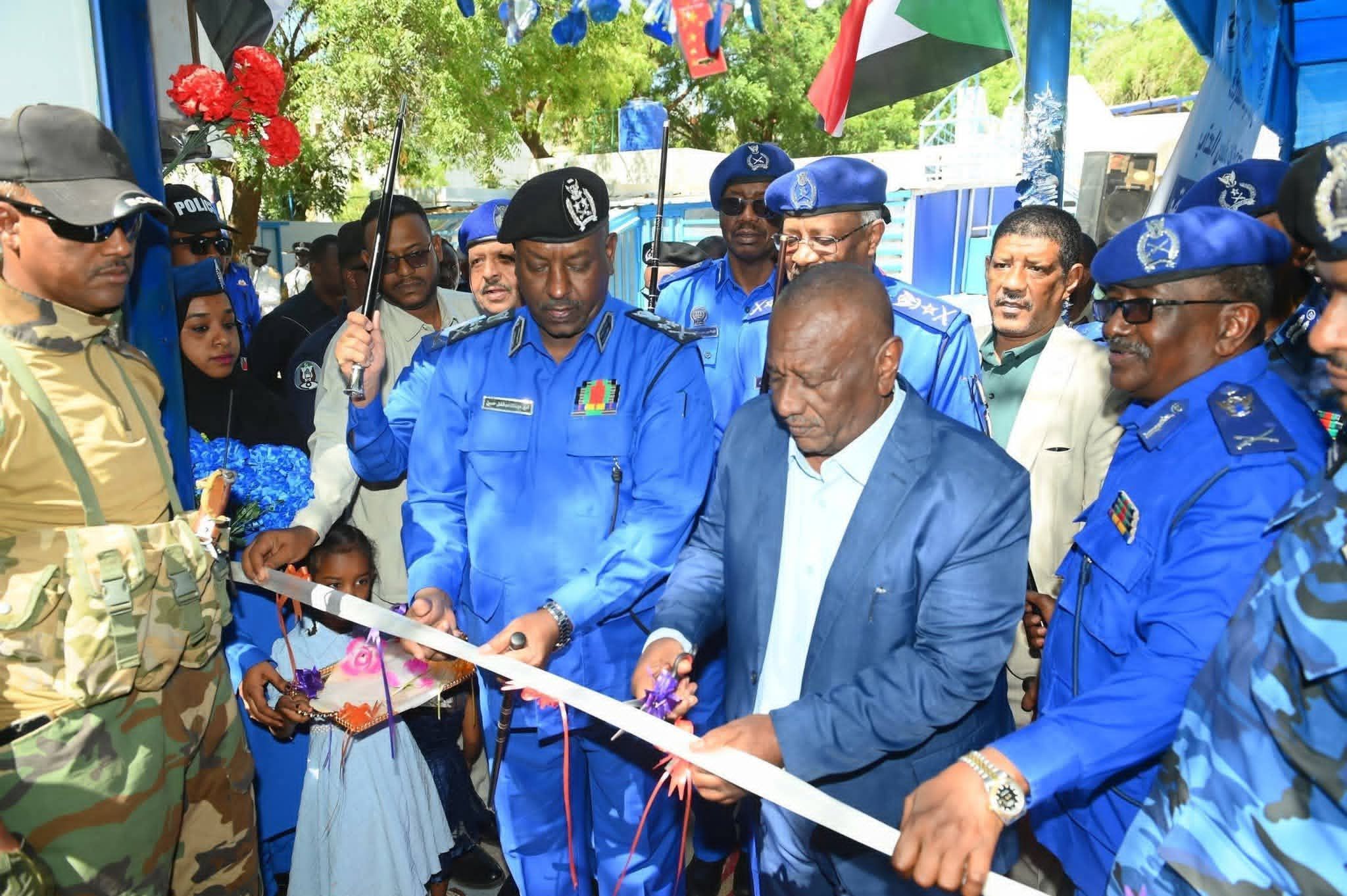 افتتاح مصنع الجوازات والوثائق الثبوتية بمدني