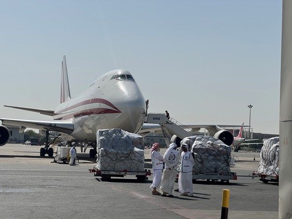 «جسر حميد الجوي» يواصل دعم وإغاثة الأشقاء في غزة