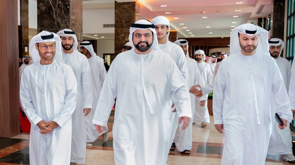 بحضور ولي عهد الفجيرة.. «مجلس محمد بن حمد الشرقي» يناقش دور الوعي المجتمعي في تعزيز الأمن السيبراني