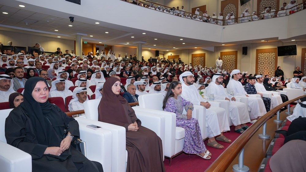 بحضور ولي عهد الفجيرة.. «مجلس محمد بن حمد الشرقي» يناقش دور الوعي المجتمعي في تعزيز الأمن السيبراني