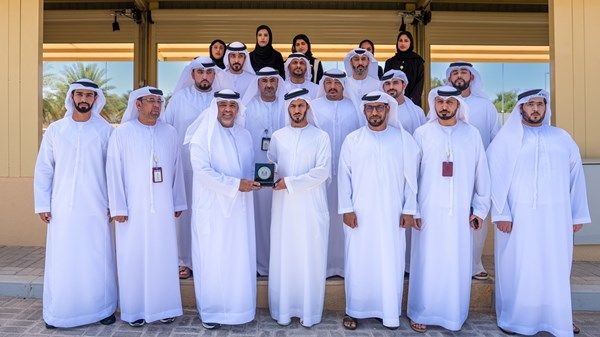 زايد بن حمد يكرّم مركز الإمارات للأبحاث الحيوية تقديراً لدوره شريكاً استراتيجياً في مكافحة المخدرات