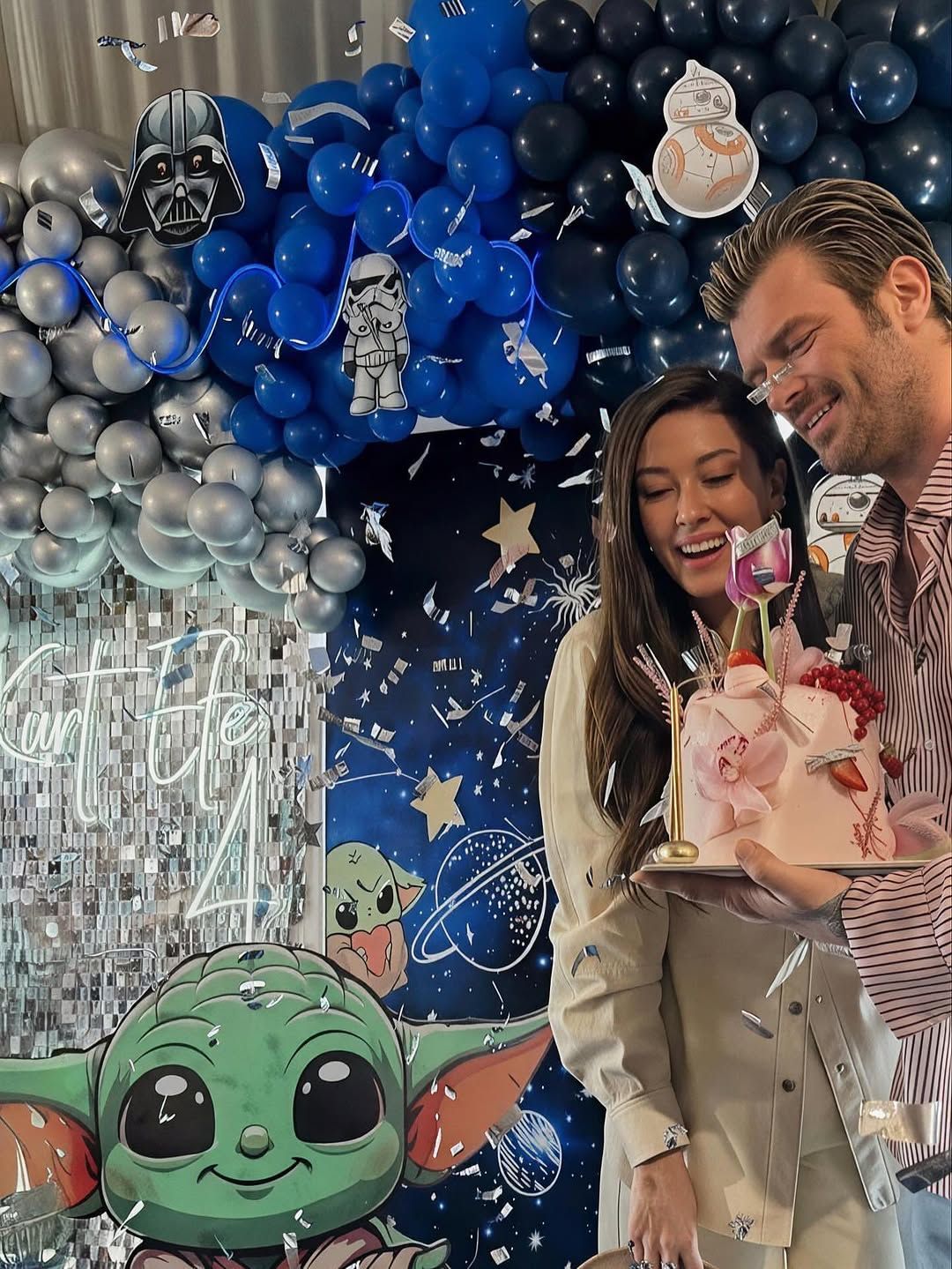 بالصور- كيفانش تاتليتوغ وزوجته يفاجئان الجميع بلحظة خاطفة حول نبأ الانفصال