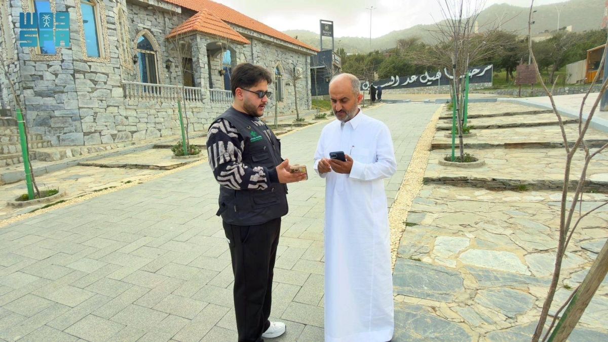 أمانة الباحة توزع «باركود» للمواقع والمعالم التراثية