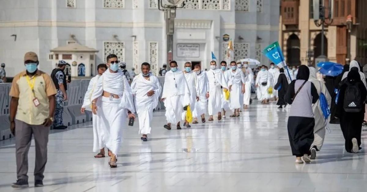 بدء وصول ضيوف الرحمن للمملكة لأداء الحج وسط منظومة متكاملة