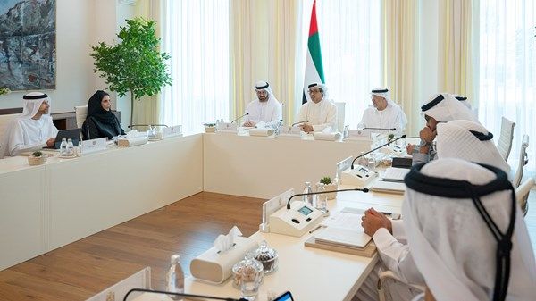 برئاسة منصور بن زايد.. المجلس الوزاري للتنمية يستعرض نتائج تنفيذ البرامج والمبادرات الحكومية