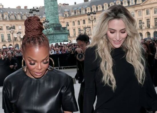 جانيت وباريس تقاطعان العرض الأول لفيلم مايكل جاكسون… ما الذي يحدث؟ 