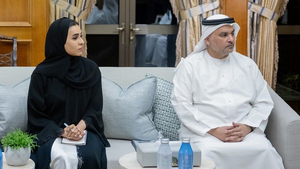 حمدان بن زايد يستقبل وفد مجموعة موانئ أبوظبي ويطلع على مستجدات تطوير البنية التحتية البحرية في الظفرة