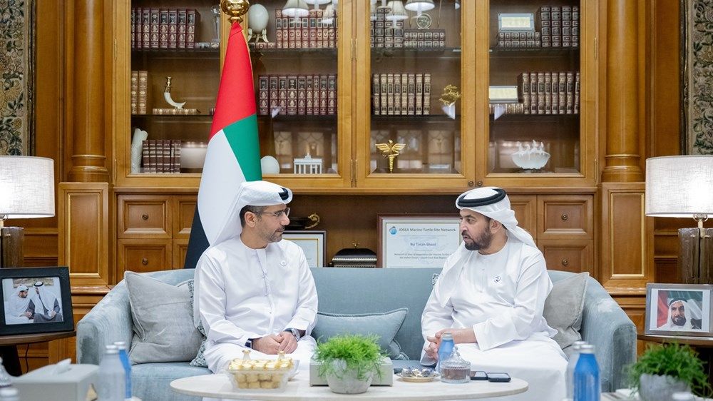 حمدان بن زايد يستقبل وفد مجموعة موانئ أبوظبي ويطلع على مستجدات تطوير البنية التحتية البحرية في الظفرة