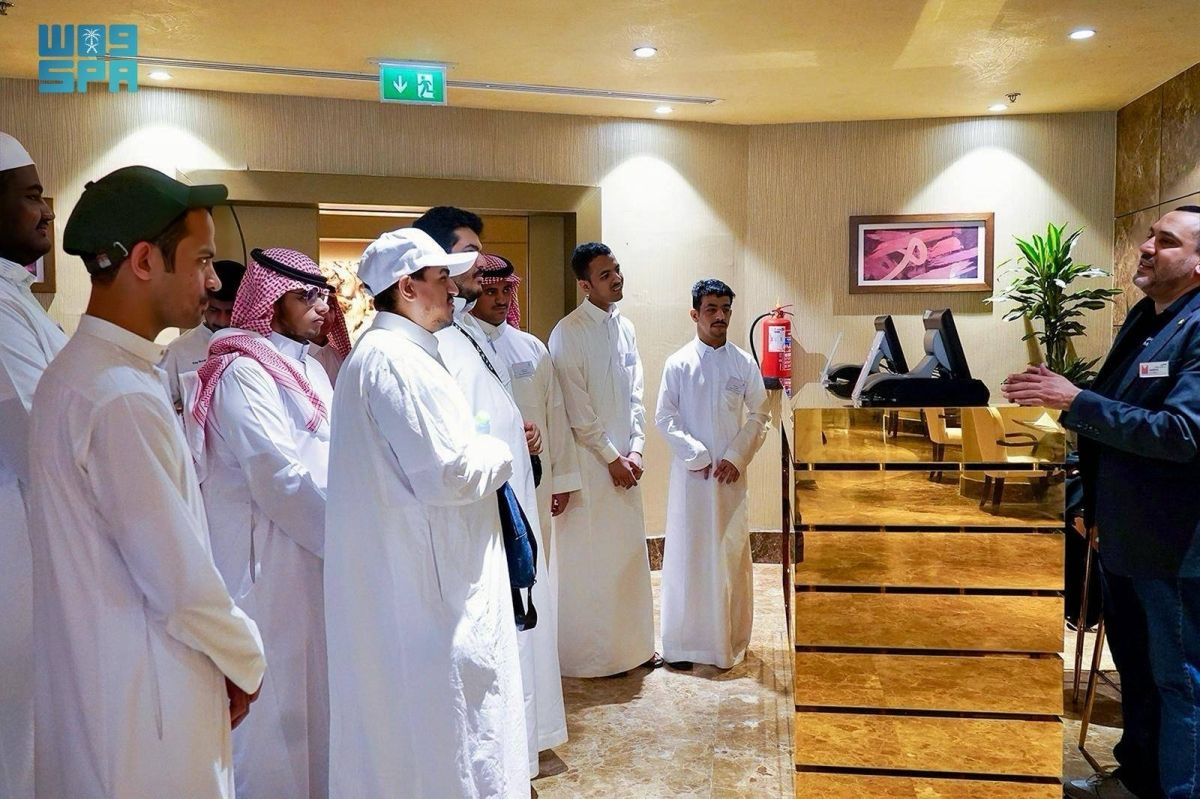 واجهة أم القرى الثقافية تستقبل وفد مركز الأمير محمد بن سلمان العالمي للخط العربي