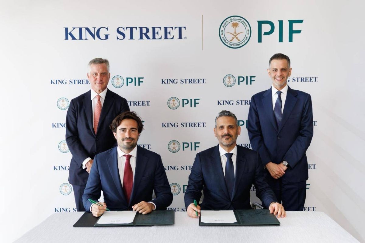 "كينغ ستريت" وصندوق الاستثمارات العامة يوقّعان مذكرة تفاهم لتعزيز فرص الاستثمار في مجال الائتمان الخاص في المملكة العربية السعودية ومنطقة الشرق الأوسط وشمال إفريقيا