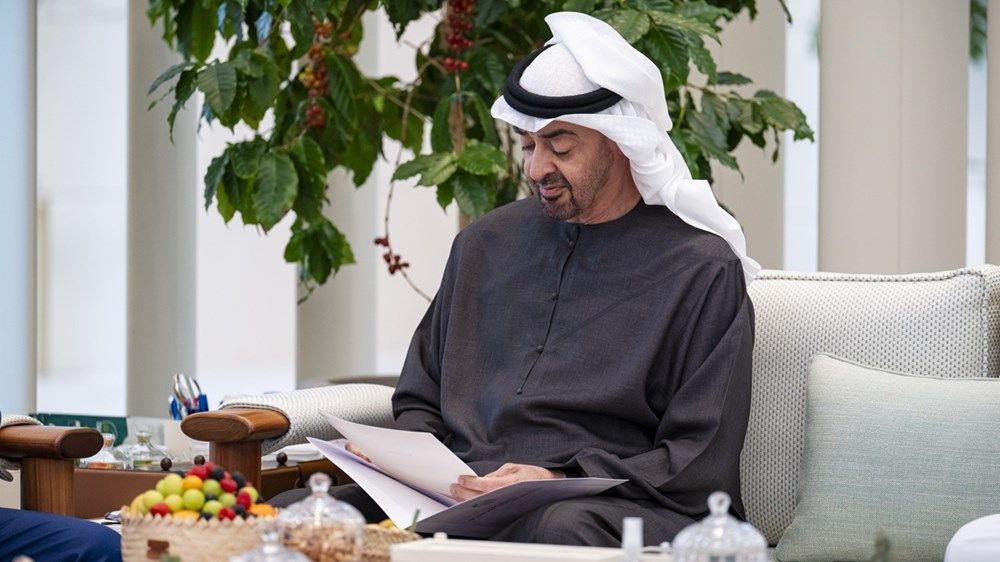 رئيس الدولة يتلقى رسالة خطية من رئيس بيلاروسيا سلمها المبعوث الخاص